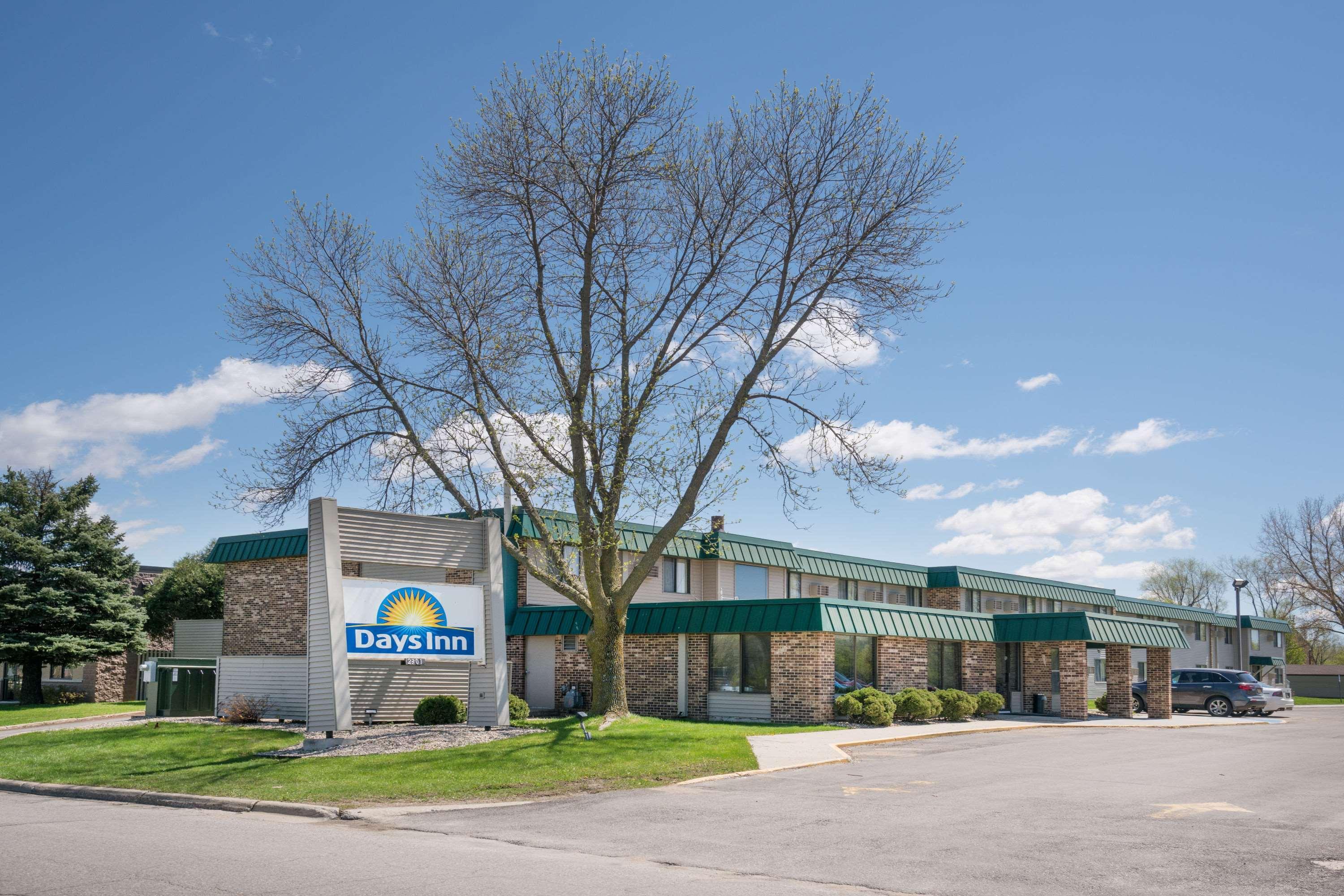 Days Inn By Wyndham Mason City Eksteriør billede