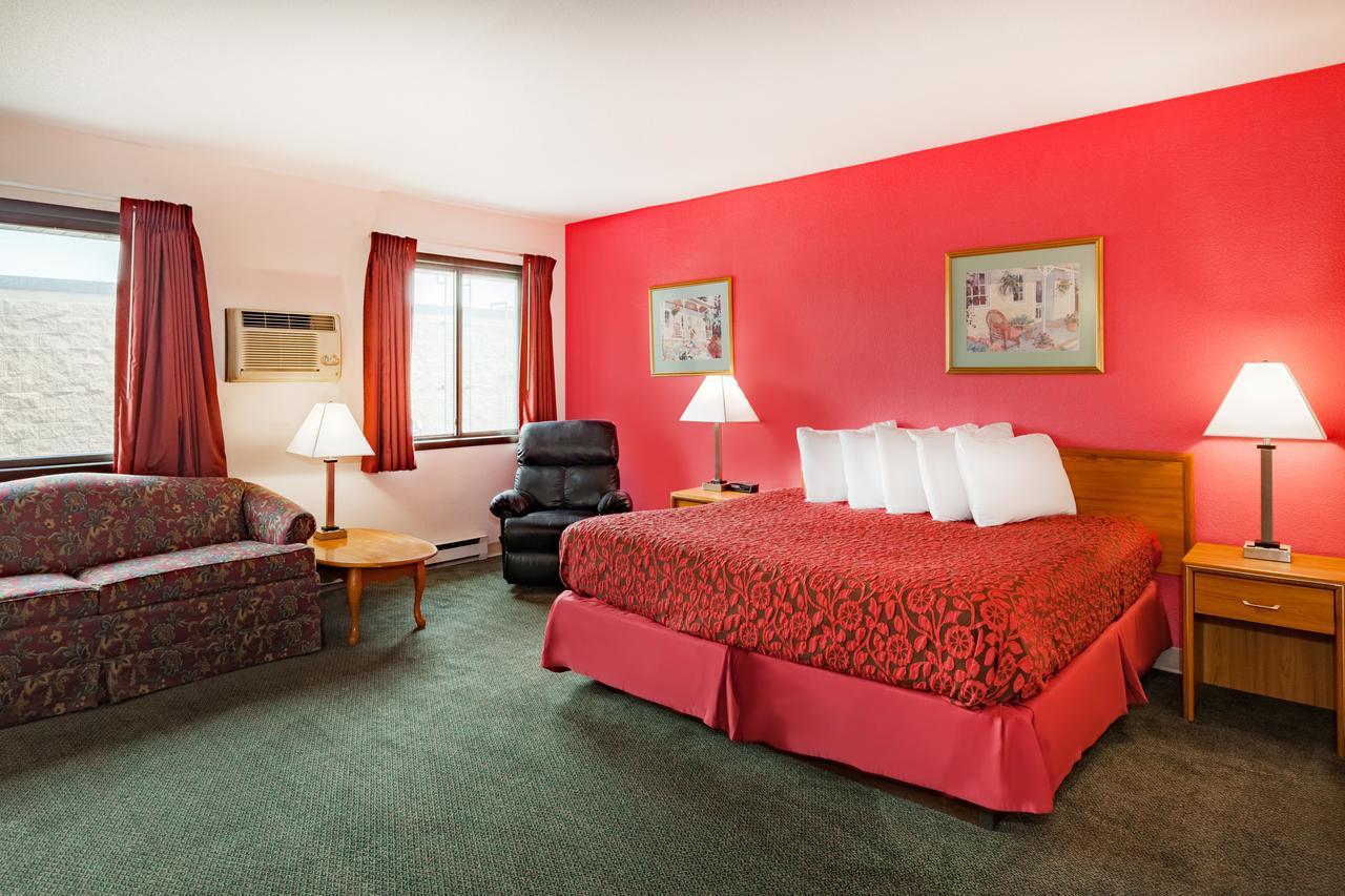 Days Inn By Wyndham Mason City Eksteriør billede